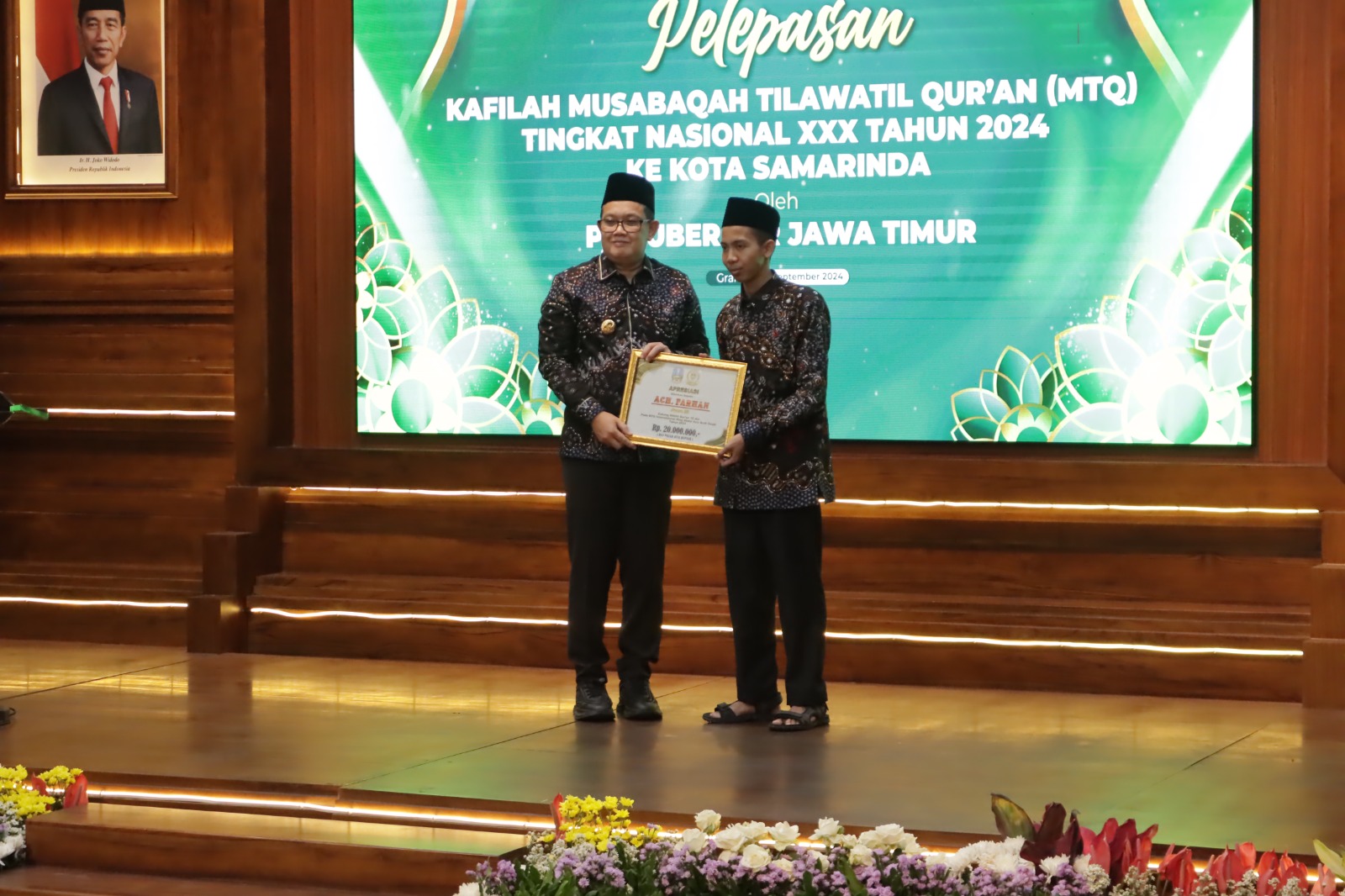 Pj Gubernur Jatim Beri Apresiasi pada Ach Farhan Peraih Juara 3 MHQ Internasional di Saudi Arabia