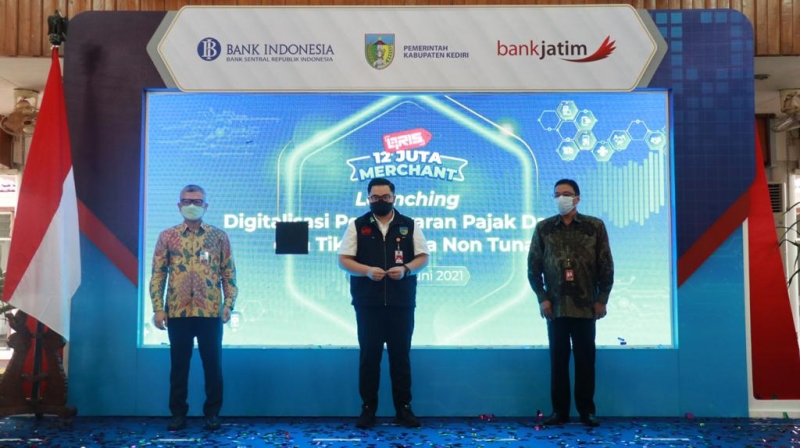 Bank Jatim Permudah Pembayaran Pajak Non Tunai di Kabupaten Kediri